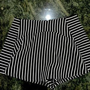 Rumor Boutique skort